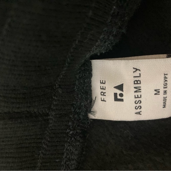 Free Assembly Black Jogger pants size M. - Picture 2 of 3